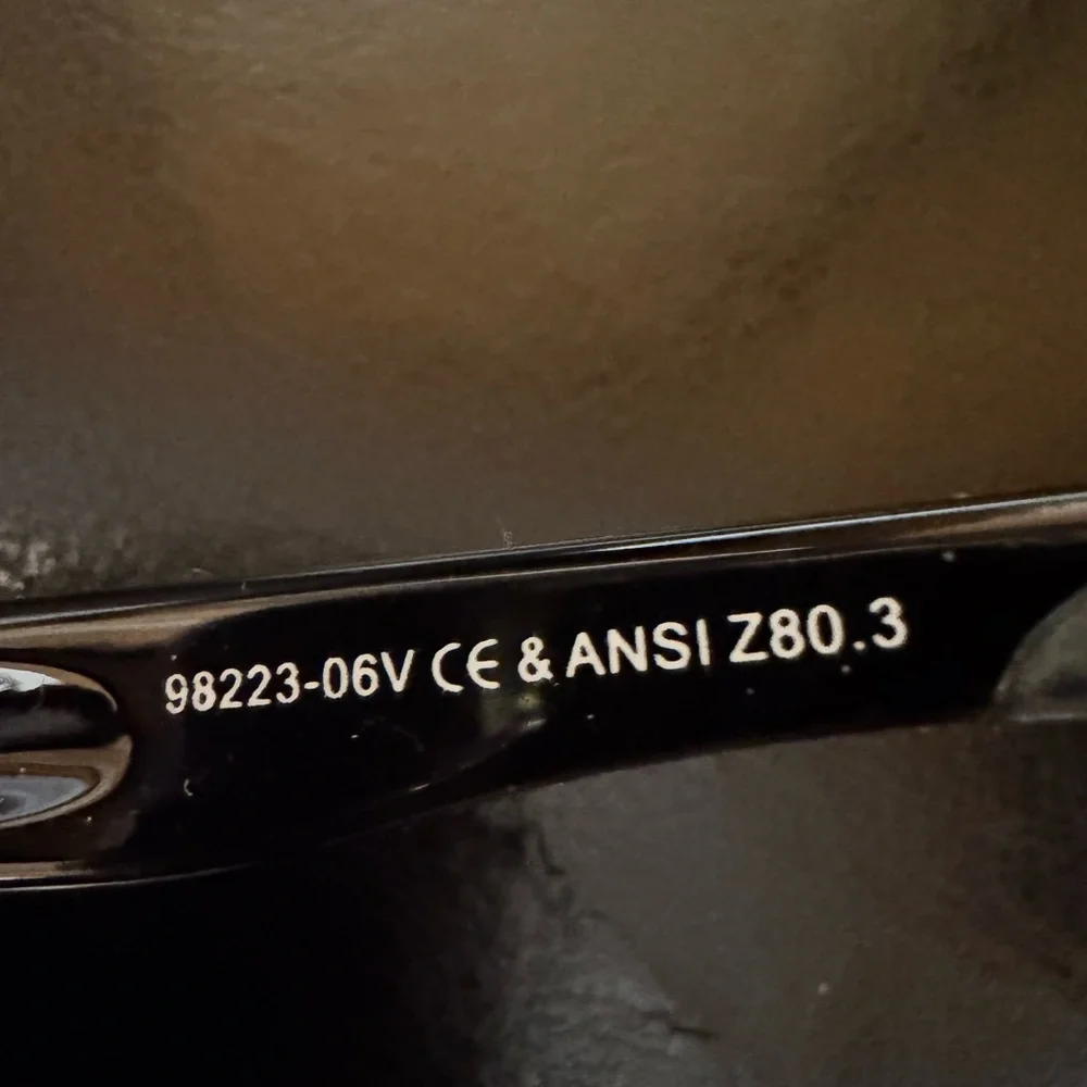 Harley-Davidson motorcycle riding sunglasses black frame and lenses. - Picture 5 of 6